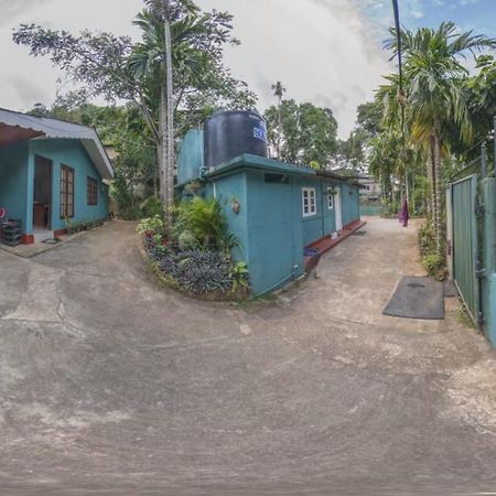Apple Sara Home Stay Kandy Zewnętrze zdjęcie