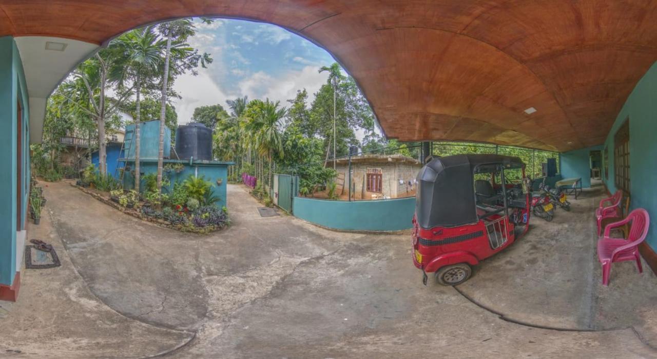 Apple Sara Home Stay Kandy Zewnętrze zdjęcie