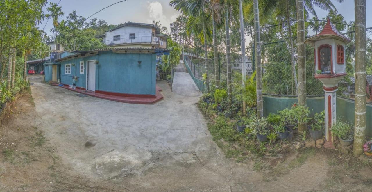Apple Sara Home Stay Kandy Zewnętrze zdjęcie