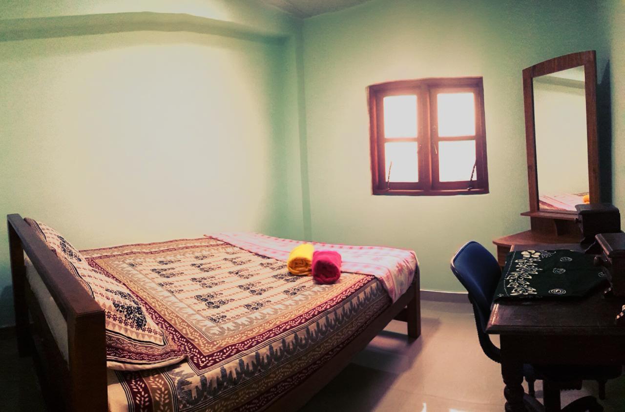 Apple Sara Home Stay Kandy Zewnętrze zdjęcie