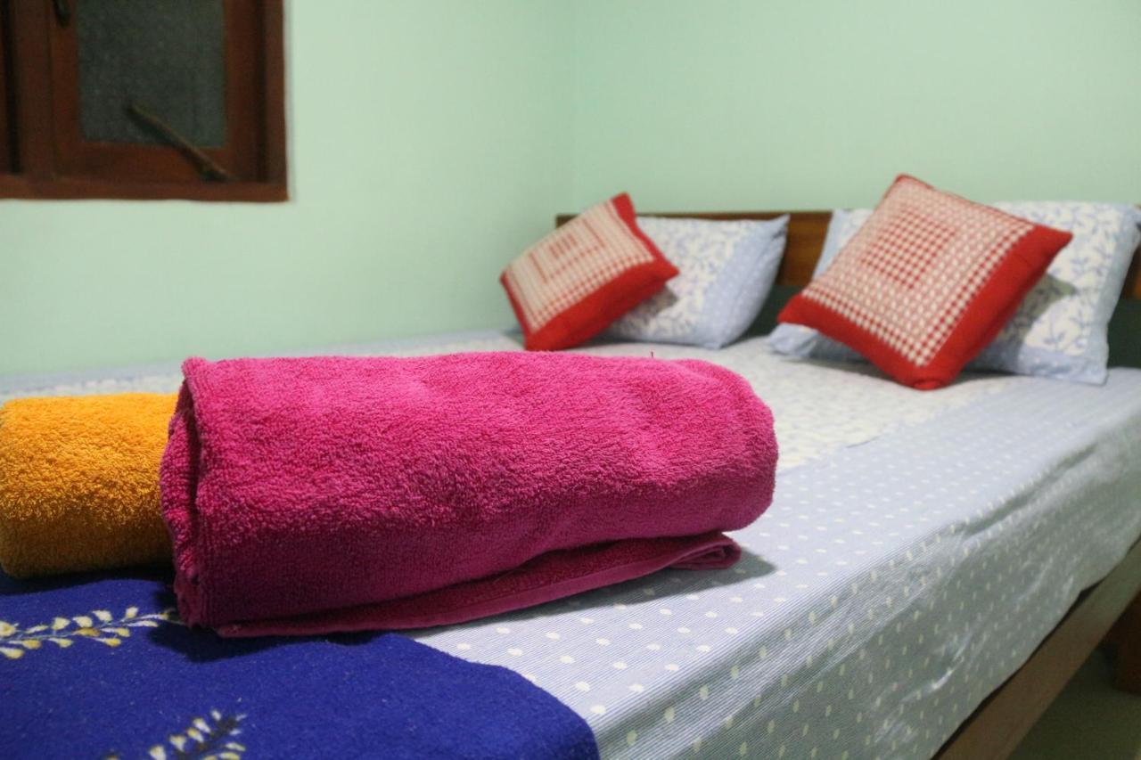 Apple Sara Home Stay Kandy Zewnętrze zdjęcie